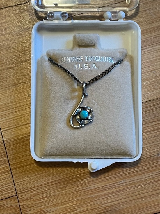 Vintage Jewelry - Vintage sterling silver turquoise necklace